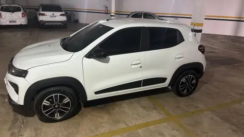 Renault KWID 1.0 12V SCE Intense 4 portas