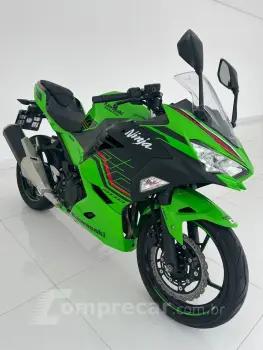 KAWASAKI NINJA 400