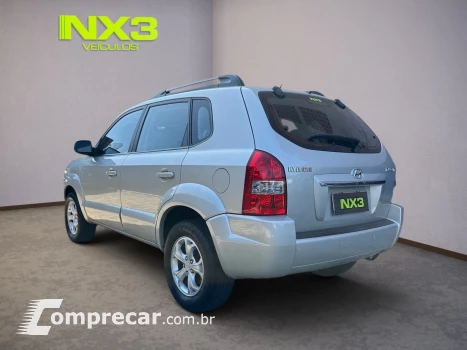 TUCSON 2.0 MPFI GLS 16V 143CV 2WD GASOLINA 4P AUTOMÁTICO