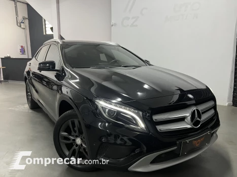 Mercedes-Benz GLA 200 1.6 CGI Advance 16V Turbo 4 portas