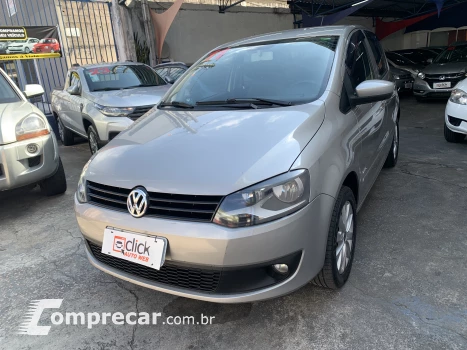 Volkswagen FOX 1.6 MI 8V 4 portas