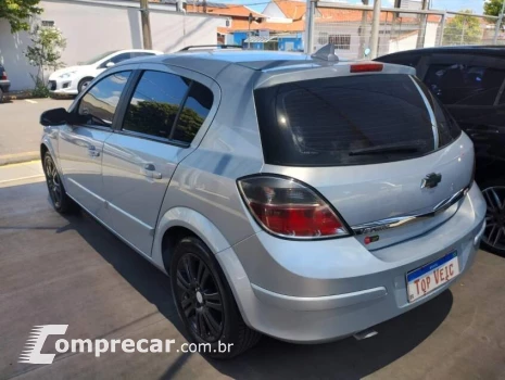 VECTRA 2.0 MPFI GT Hatch 8V