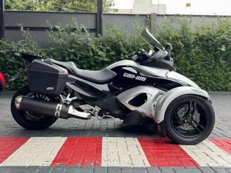 SPYDER RS