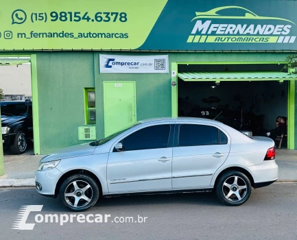 Volkswagen VOYAGE 1.6 MI Comfortline 8V 4 portas