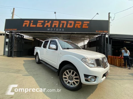 NISSAN Frontier SL CD 4x4 2.5TB Diesel Aut 4 portas