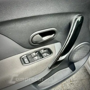 LOGAN 1.0 12V SCE ZEN