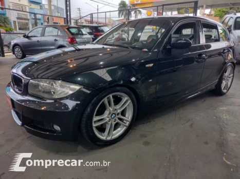 BMW 130i - 3.0 SPORT HATCH 24V 4P AUTOMÁTICO 4 portas