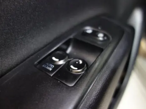 HB20 - 1.0 UNIQUE 12V 4P MANUAL