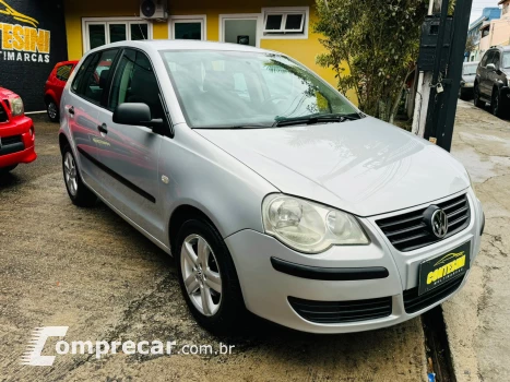 Volkswagen POLO 1.6 MI 8V 4 portas