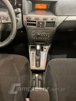 Vectra GT 2.0 MPFI 8V FlexPower Aut.