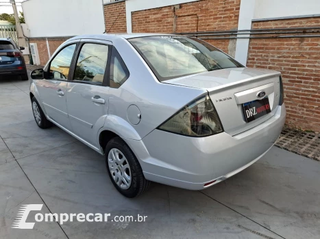 FIESTA 1.6 Rocam Sedan 8V