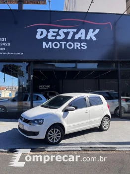 Volkswagen FOX 1.6 MI 8V 4 portas