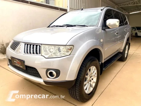 Mitsubishi PAJERO DAKAR 3.2 4X4 T.I. DIES. 5P AUT. 4 portas