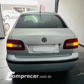 POLO SEDAN 1.6