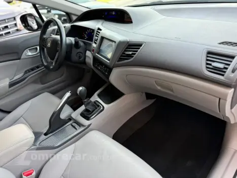 CIVIC 1.8 LXL 16V FLEX 4P MANUAL