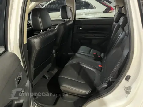 OUTLANDER 2.2 4X4 16V