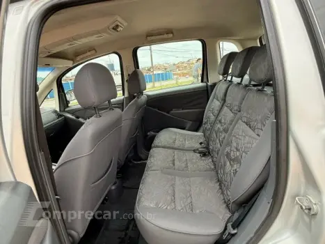 IDEA - 1.8 MPI ADVENTURE 8V 4P AUTOMATIZADO