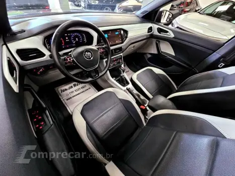 T CROSS HIGHLINE 250 TSI AUT