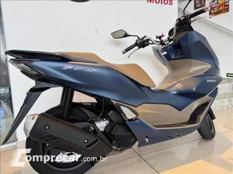 PCX 160 DLX