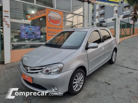 Toyota Etios Hatch 1.5 16V 4P FLEX XLS 4 portas