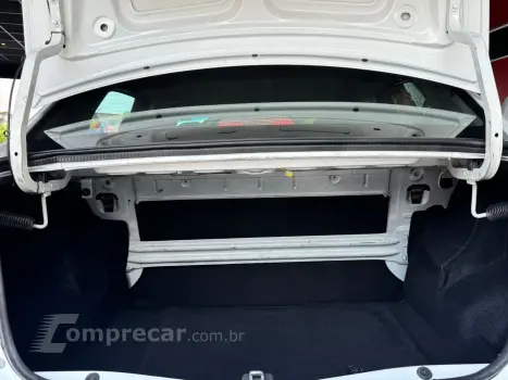 LOGAN 1.0 12V SCE Authentique