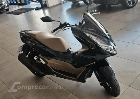 PCX 160 DLX ABS