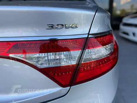 AZERA 3.0 MPFI GLS V6 24V GASOLINA 4P AUTOMÁTICO