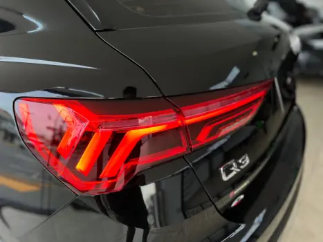 Q3 1.4 35 TFSI GASOLINA BLACK S TRONIC