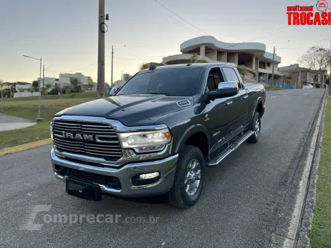 RAM 3500 6.7 I6 TURBO DIESEL LARAMIE CD 4X4 AUTOMÁTICO 4 portas