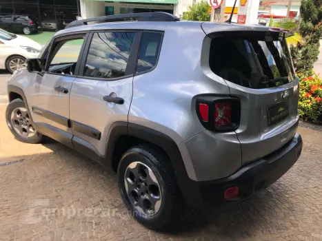 Renegade 1.8 16V Flex 4P Automático