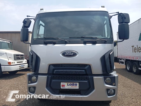 Ford Cargo 2423