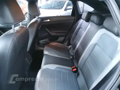 NIVUS 1.0 200 TSI TOTAL FLEX HIGHLINE AUTOMÁTICO