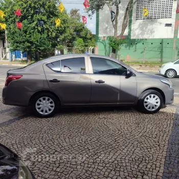 VERSA V-DRIVE Esp.Ed. 1.6 16v Flex Aut.