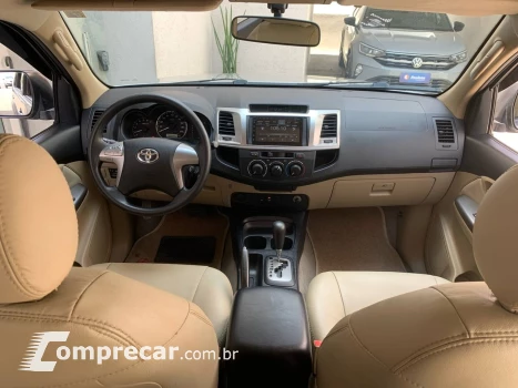 Hilux SW4 SR 4x2 2.7 Flex 16V Aut.