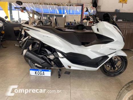 PCX 160 DLX