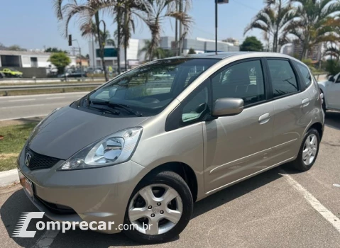 Honda FIT 1.4 LX 8V 4 portas