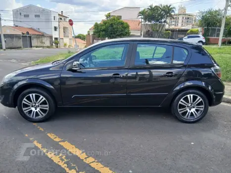 VECTRA 2.0 MPFI GT Hatch 8V