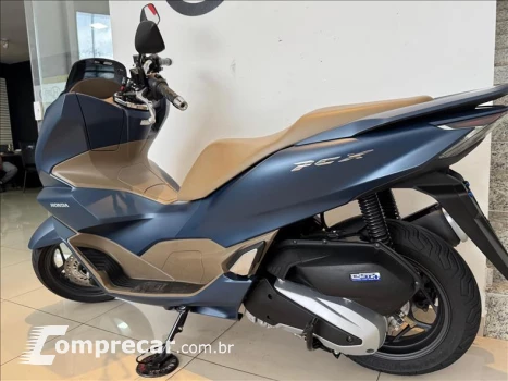 PCX 160 DLX