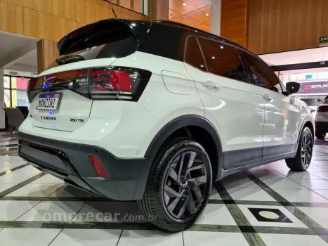 T-CROSS HIGHLINE 1.4 TSI FLEX 16V 5P AUT