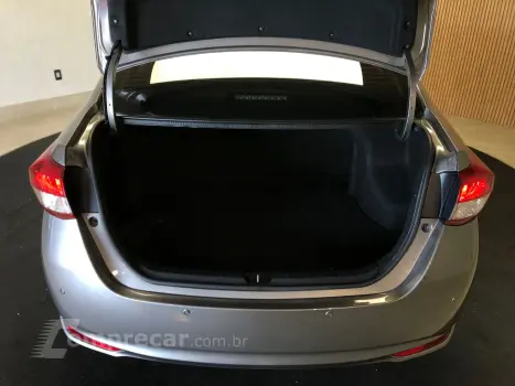 Yaris 1.5 16V Flex Sedan Xl Live Multidrive