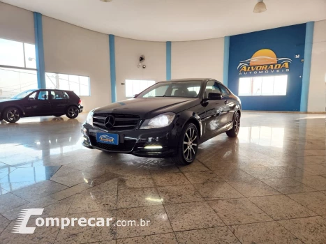 Mercedes-Benz C 180 1.8 16V CGI COUPÉ TURBO AUTOMÁTICO 2 portas