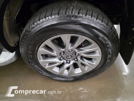 HILUX SW4 2.8 D-4d Turbo SRX 7L 4X4