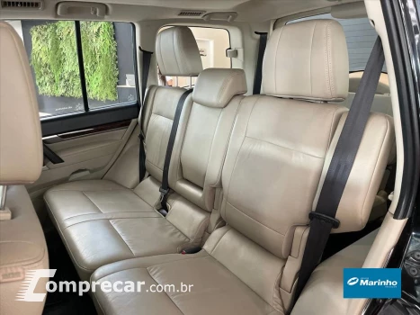 PAJERO FULL 3.8 HPE 4X4 V6 24V GASOLINA 4P AUTOMÁ