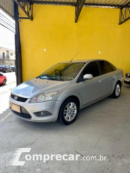 FORD FOCUS 2.0 FC 16V 4 portas