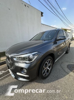 BMW X1 2.0 16V Turbo Activeflex Sdrive20i X-line 4 portas