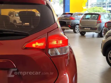 KICKS Active S 1.6 16V Flex Aut.