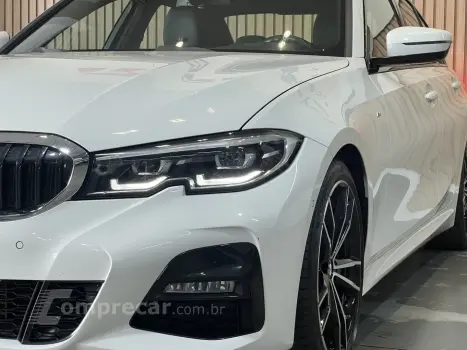 320i 2.0 16V TURBO GASOLINA M SPORT AUTOMÁTICO