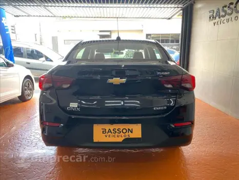 ONIX 1.0 Turbo Plus Premier