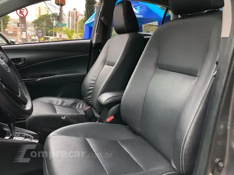 Yaris 1.5 16V Flex Sedan Xls Connect Multidrive