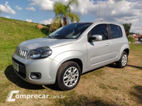 Fiat UNO 1.0 EVO Vivace 8V 4 portas